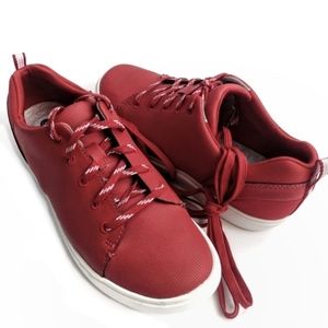 Clark's cloud stepper sneakers. Size 6